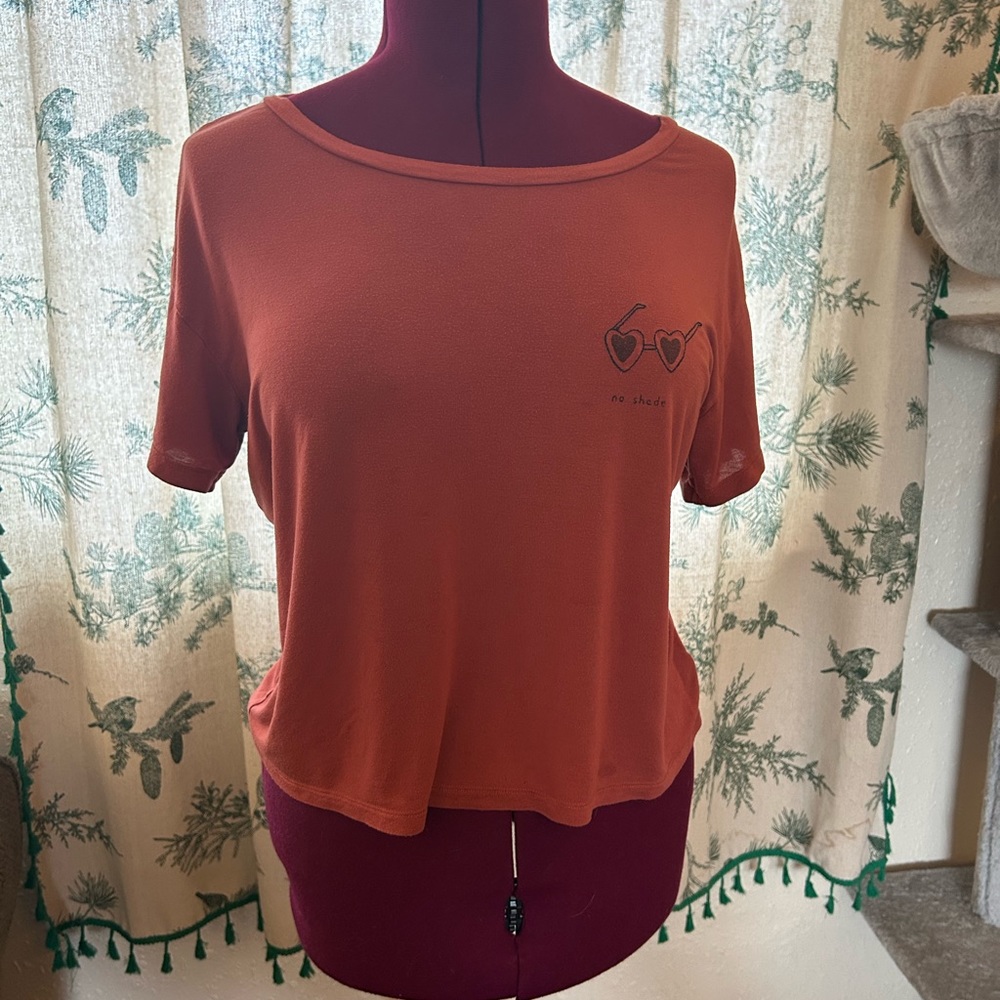 AE Orange Cropped Tee with Small Graphic